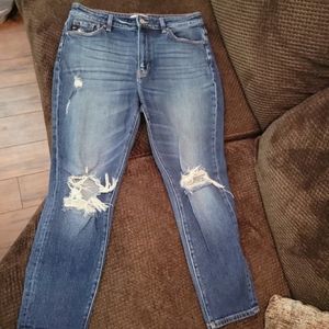 KANCAN Jeans! 11/29 LIKE NEW!!